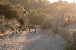 Camping Serignan Plage Herault Adolescent Plage Velo