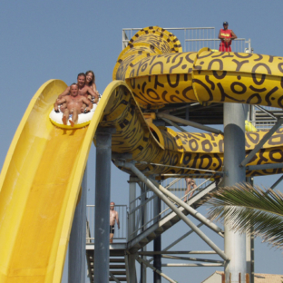 Camping Serignan Plage Herault Region Aqualand du Cap d’Agde Toboggan