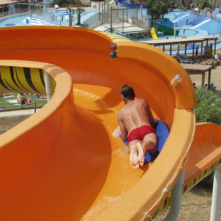 Camping Serignan Plage Herault Region Aqualand du Cap d’Agde Toboggan