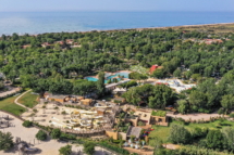 Camping Serignan Plage Herault Luchtfoto Speeltuin Waterspelen Glijbanen