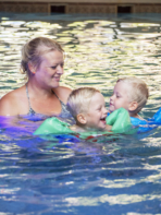 Serignan Plage Campsite Herault Babies Indoor Swimming Pool Woman Babies