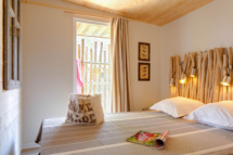 Campingplatz Serignan Plage Herault Cabane Canardiere Premium 3 Zimmer Elternschlafzimmer