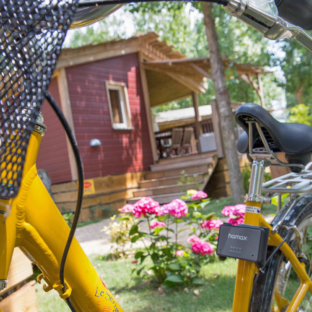 Camping Serignan Plage Herault Chalet Orpelliere 4 Fleurs 2 chambres Exterieur