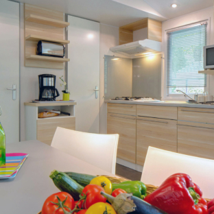 Camping Serignan Plage Herault Cottage Occitanie 3 Fleurs 3 chambres Chambre Sejour Cuisine