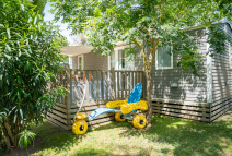 Serignan Plage campsite Herault Cottage Persons with Reduced Mobility 3 Flowers 2 bedrooms Bedrooms Outdoor