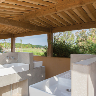 Camping Serignan Plage Herault Emplacement Plage 3 Fleurs Sanitaires