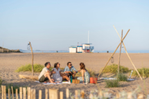 Serignan Plage Campsite Herault Beach Picnic Friends