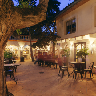 Camping Serignan Plage Herault Le Patio Terrasse Nuit