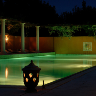 Camping Serignan Plage Herault Restauration La Villa Piscine Nuit